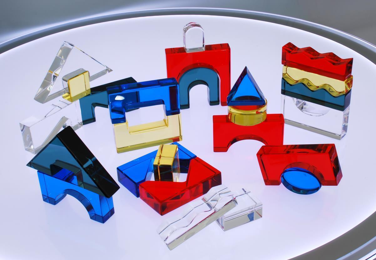 Tavolette luminose e oggetti traslucidi