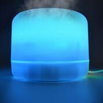 Diffusore di aromi con illuminazione e altoparlante