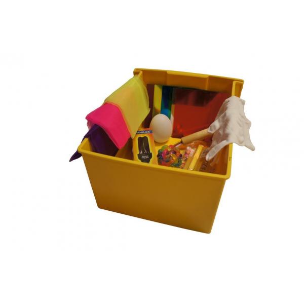 carrello con cassetti con set sensoriali basic per applicare l'approccio Snoezelen