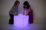cubo illuminato per ambiente sensoriale